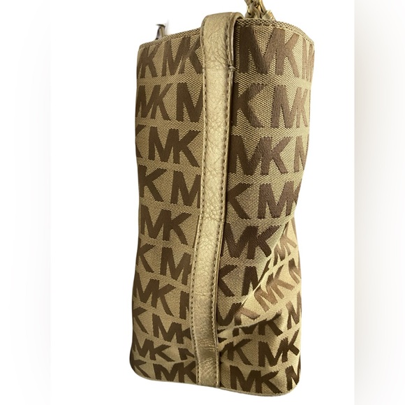 Michael Kors Shoulder Bag GUC - Picture 5 of 11